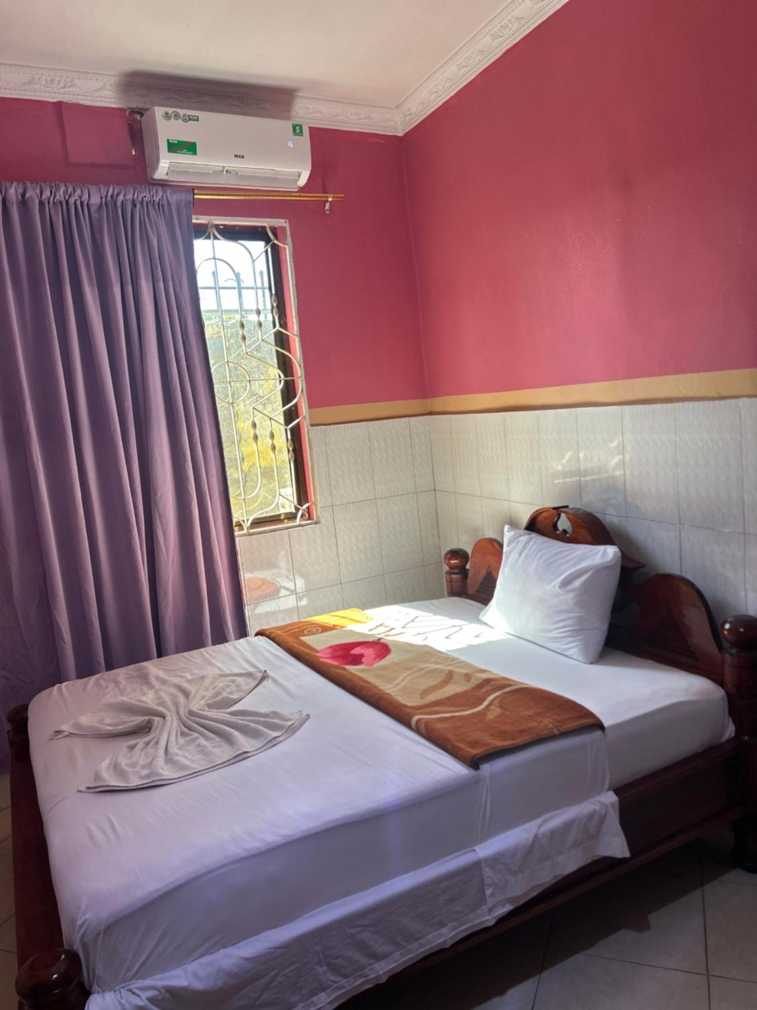 Bed and Breakfast Tanpak Gardens Bnb Daressalam Exterior foto